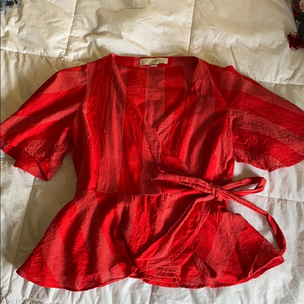 Loft wrap top